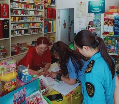 鹽亭縣“三管齊下”筑牢食品安全防線(xiàn) 宣傳、培訓(xùn)、查處一個(gè)都不能少